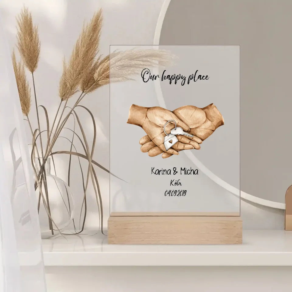 Acrylglas mit Händen und Schlüssel als Symbol für den neuen Lebensabschnitt – Geschenk zum Einzug.