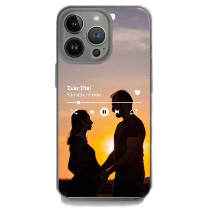 Personalisierte iPhone Handyhülle mit Spotify-Player-Design und eigenem Foto – Individuelles Musikmotiv