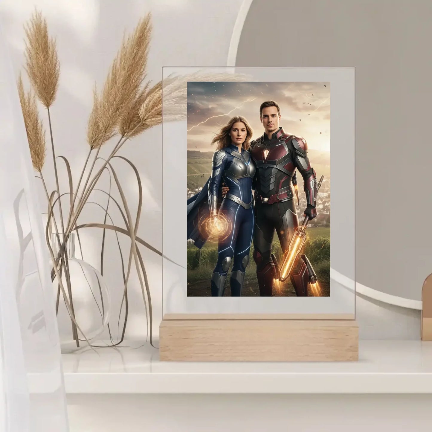 Personalisierbares Acrylglas mit edlem Holzstand mit Songtext, Namen und individuellen Details – perfektes Geschenk für Musikliebhaber.