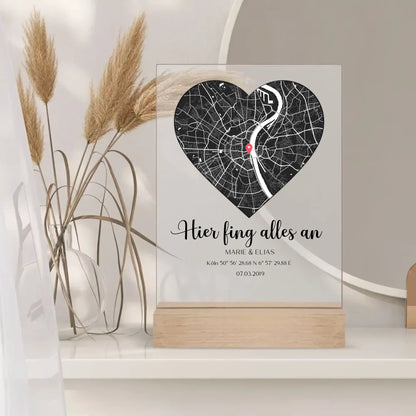 Personalisierbares Acrylglas mit Fotodruck und Holzstand hier fing alles an Motiv für Paargeschenk oder Hochzeitsgeschenk
